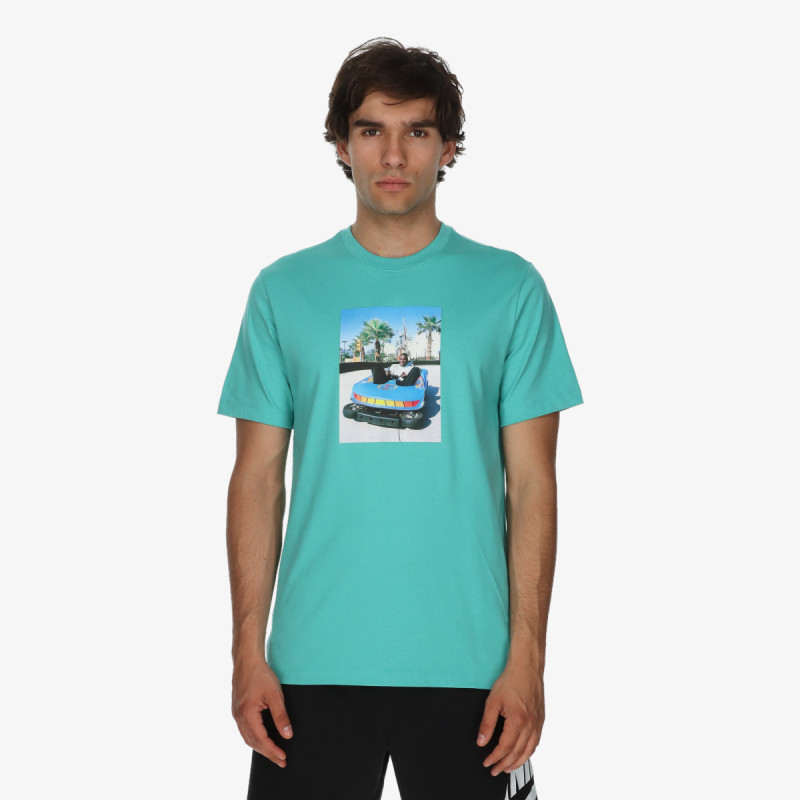 NIKE Brand Photo 