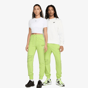NIKE Club 