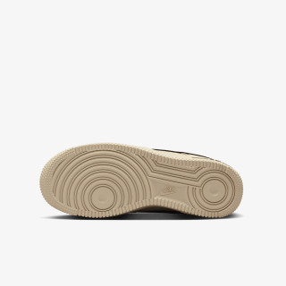 NIKE Air Force Lv8 