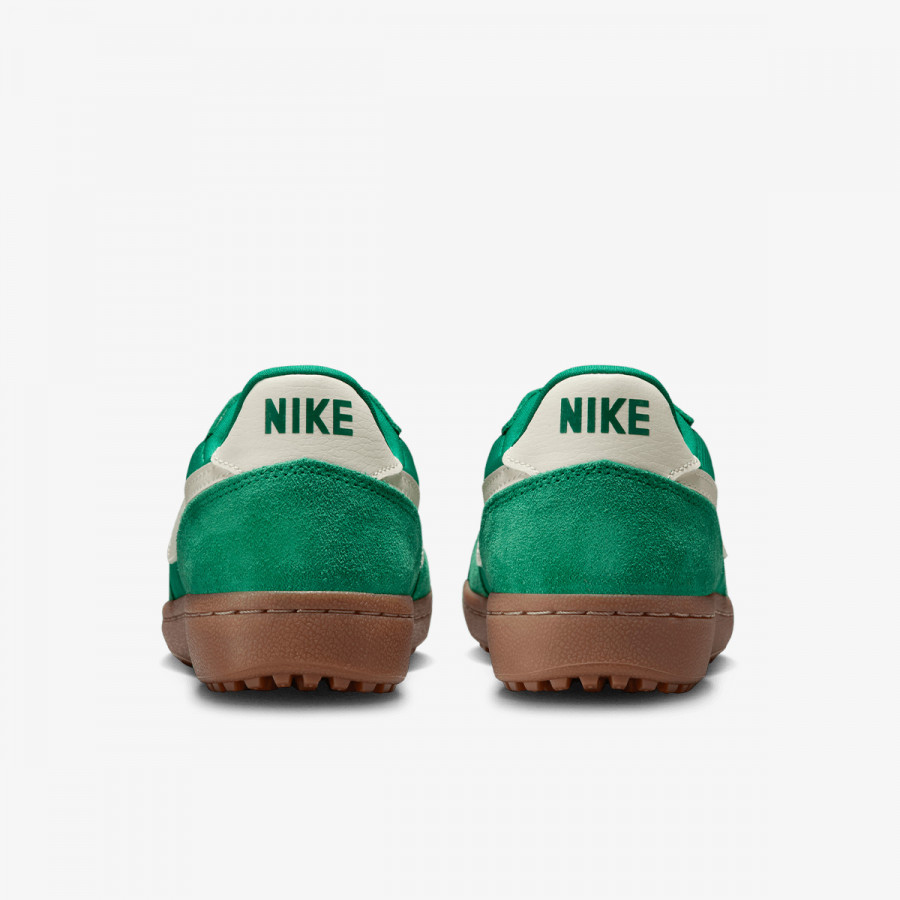 NIKE Field General 