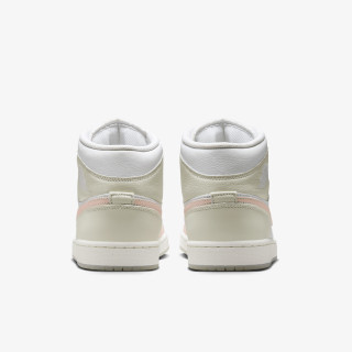 NIKE Air Jordan 1 