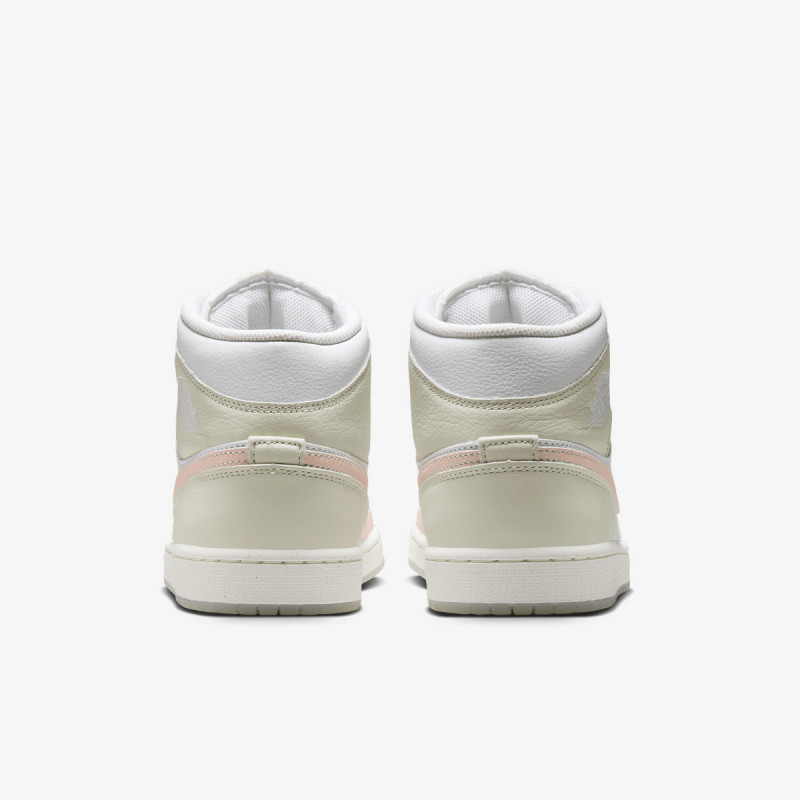 NIKE Air Jordan 1 
