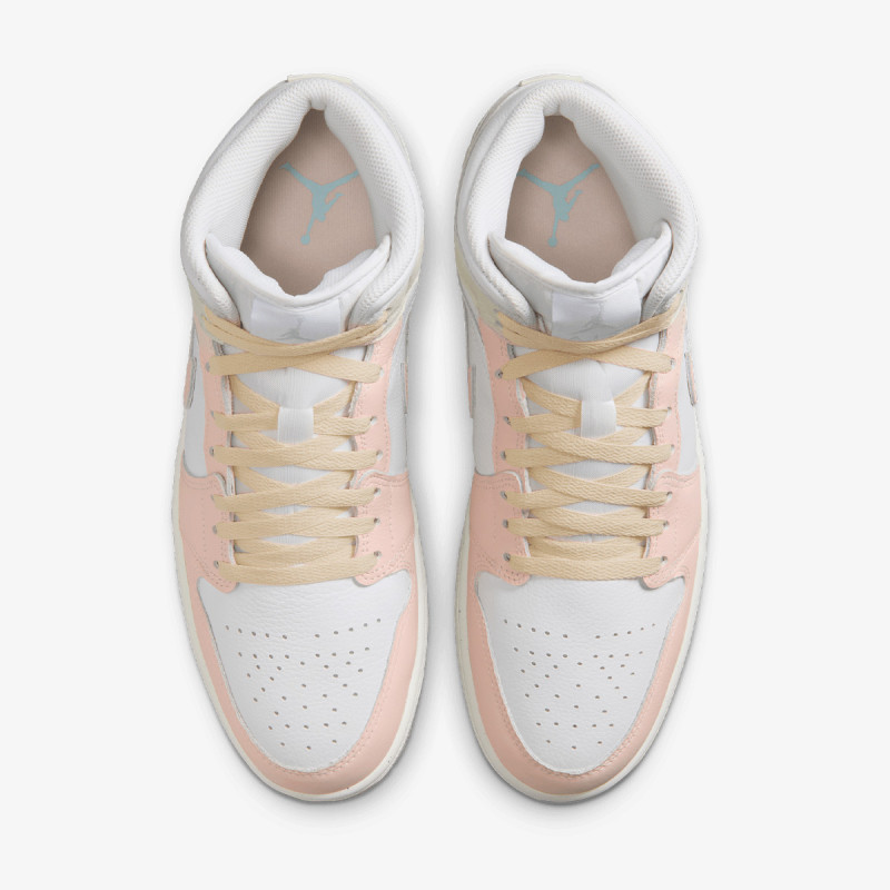 NIKE Air Jordan 1 