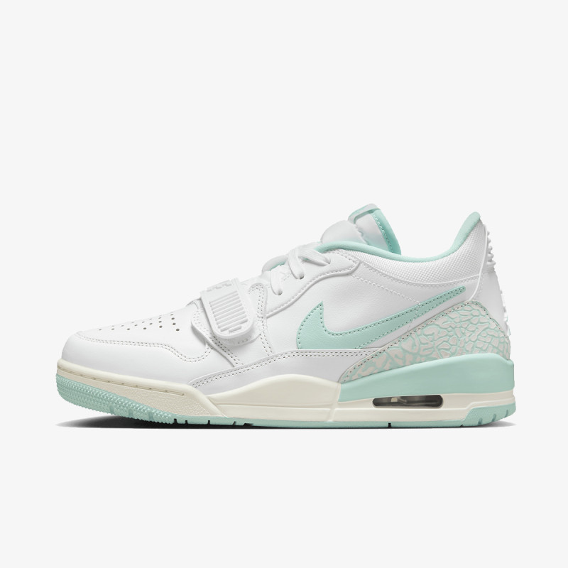 NIKE WMNS AIR JORDAN LEGACY 312 LOW 