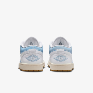 NIKE WMNS AIR JORDAN 1 LOW SE 