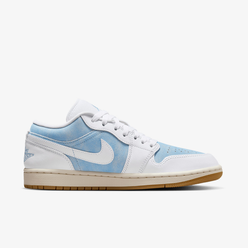 NIKE WMNS AIR JORDAN 1 LOW SE 