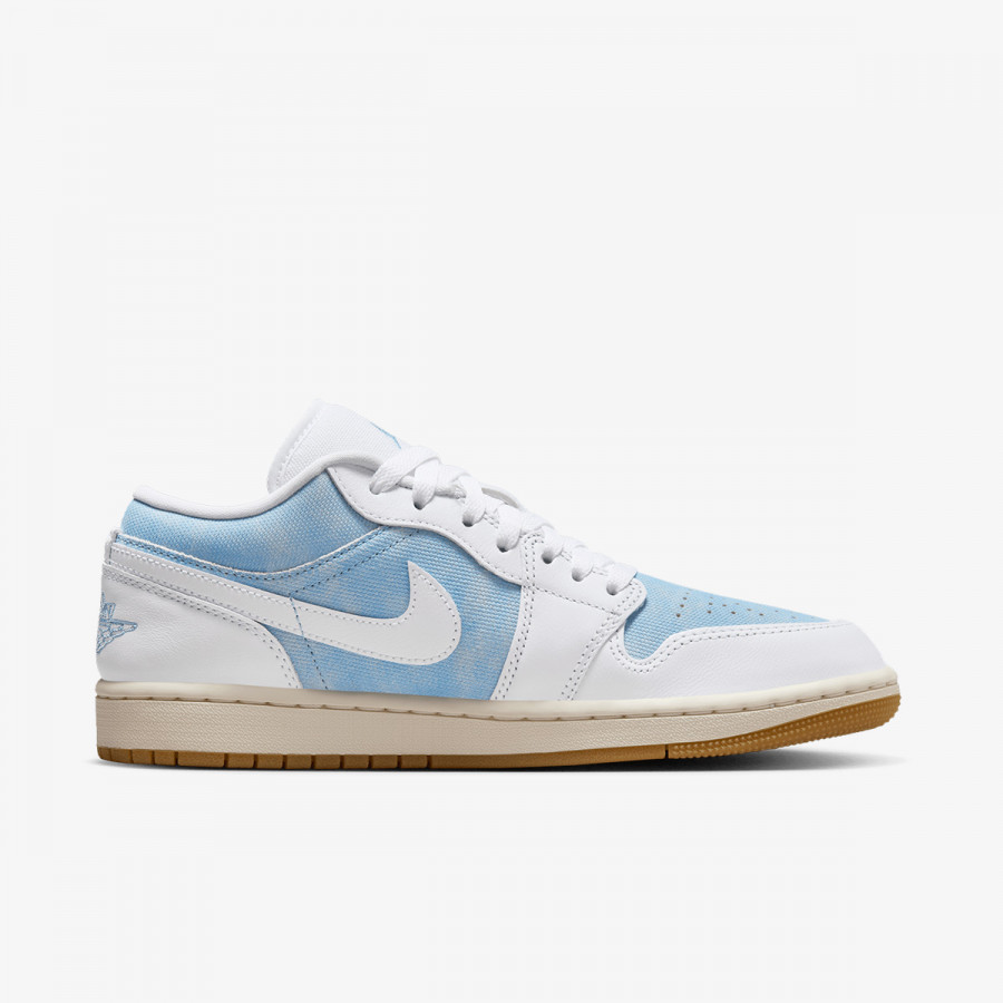 NIKE WMNS AIR JORDAN 1 LOW SE 