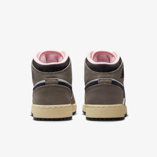 NIKE AIR JORDAN 1 MID SE BG 