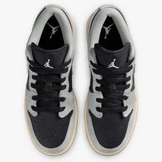 NIKE AIR JORDAN 1 LOW SE BG 