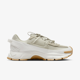 NIKE Zoom Vomero Roam 