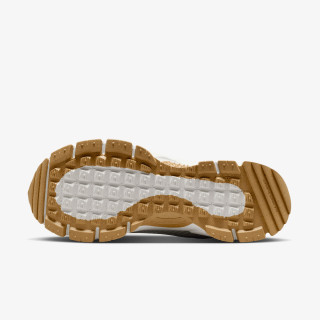 NIKE Zoom Vomero Roam 