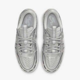 NIKE WMNS AIR JORDAN 1 MM LOW V3 