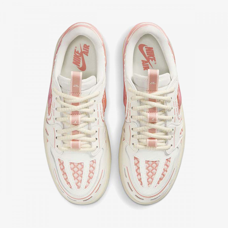 NIKE WMNS AIR JORDAN 1 MM LOW V3 