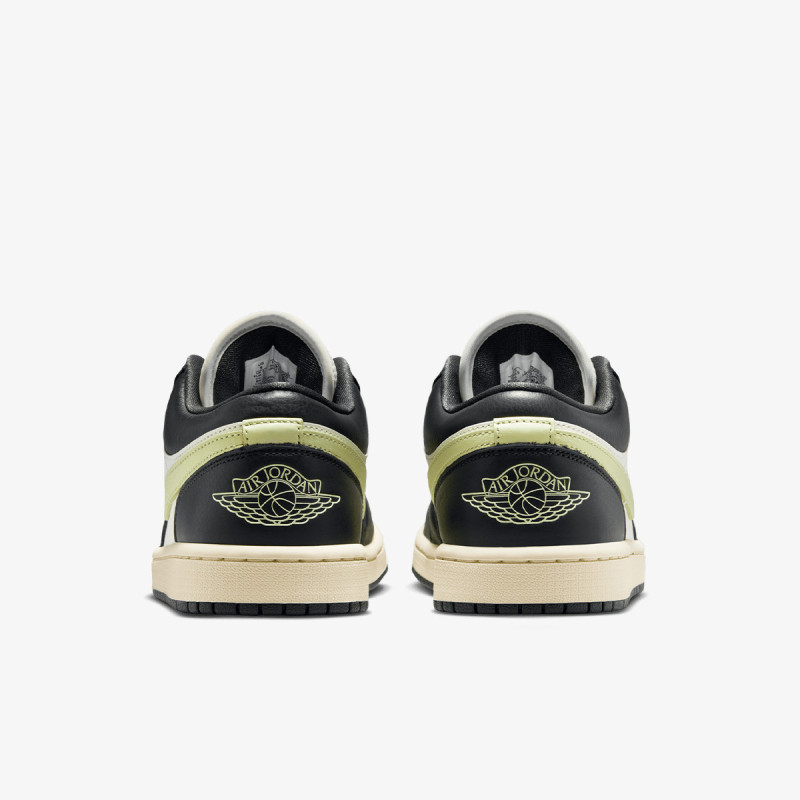 NIKE WMNS AIR JORDAN 1 LOW SE V2 
