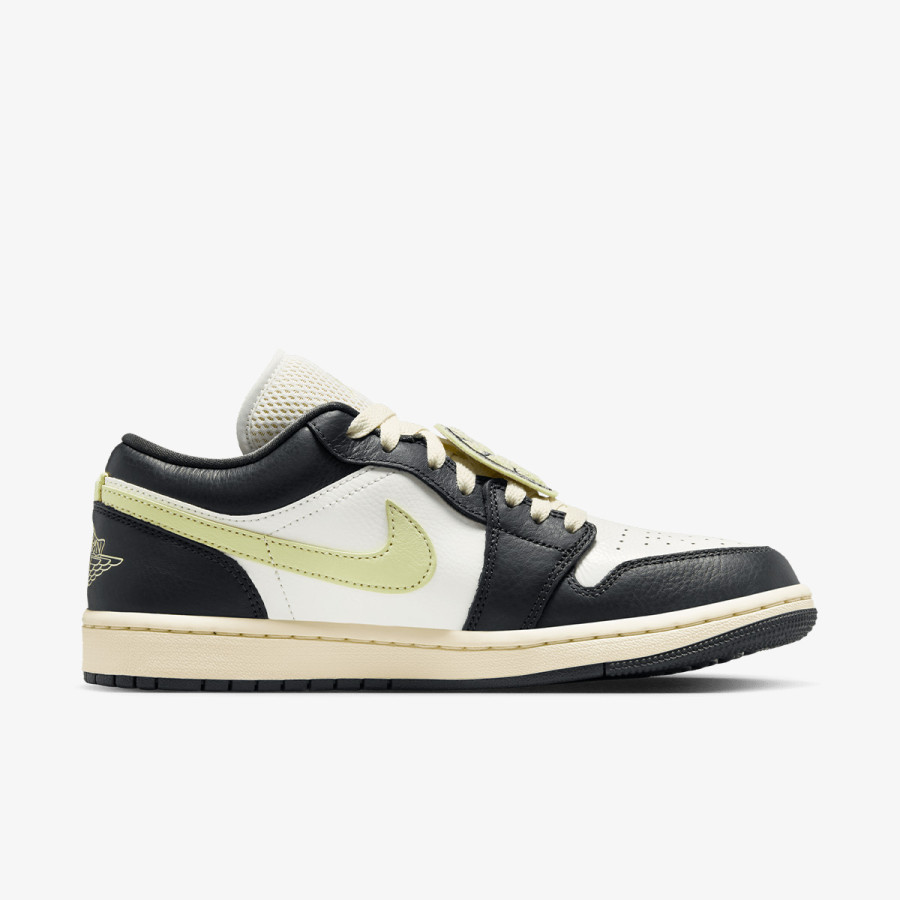 NIKE WMNS AIR JORDAN 1 LOW SE V2 