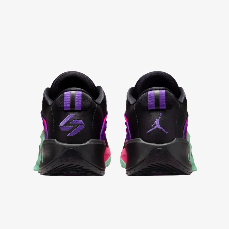 NIKE JORDAN LUKA 3 