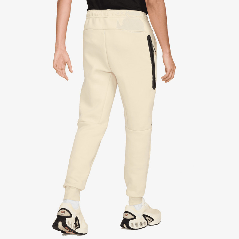 NIKE M NK TCH FLC JGGR 