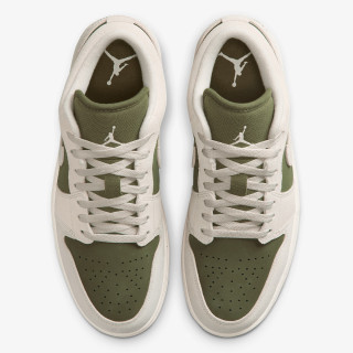 NIKE AIR JORDAN 1 LOW SE 