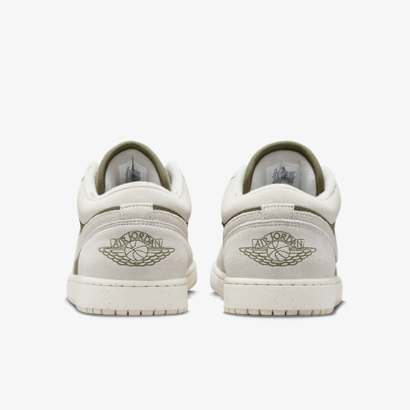 NIKE AIR JORDAN 1 LOW SE 