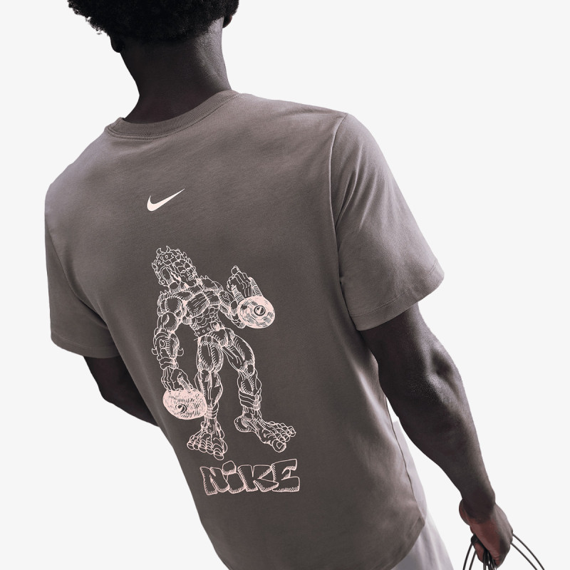 NIKE M NK TEE IYKYK FITNESS HO25 