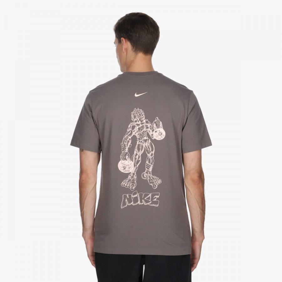 NIKE M NK TEE IYKYK FITNESS HO25 