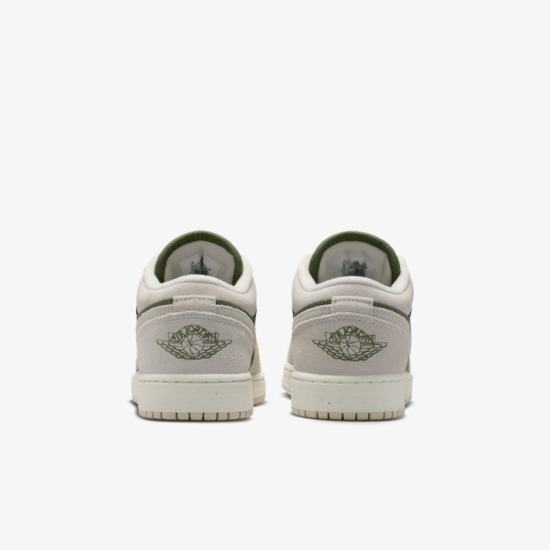 NIKE Air Jordan 1 SE 