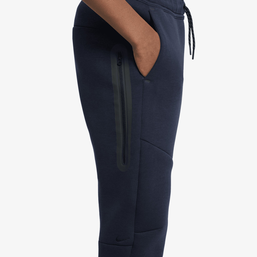 NIKE B NSW TCH FLC JGGR - PD 