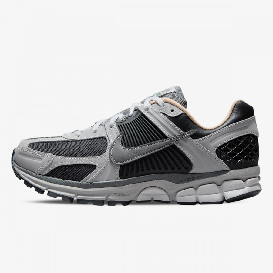 NIKE NIKE ZOOM VOMERO 5 CN 