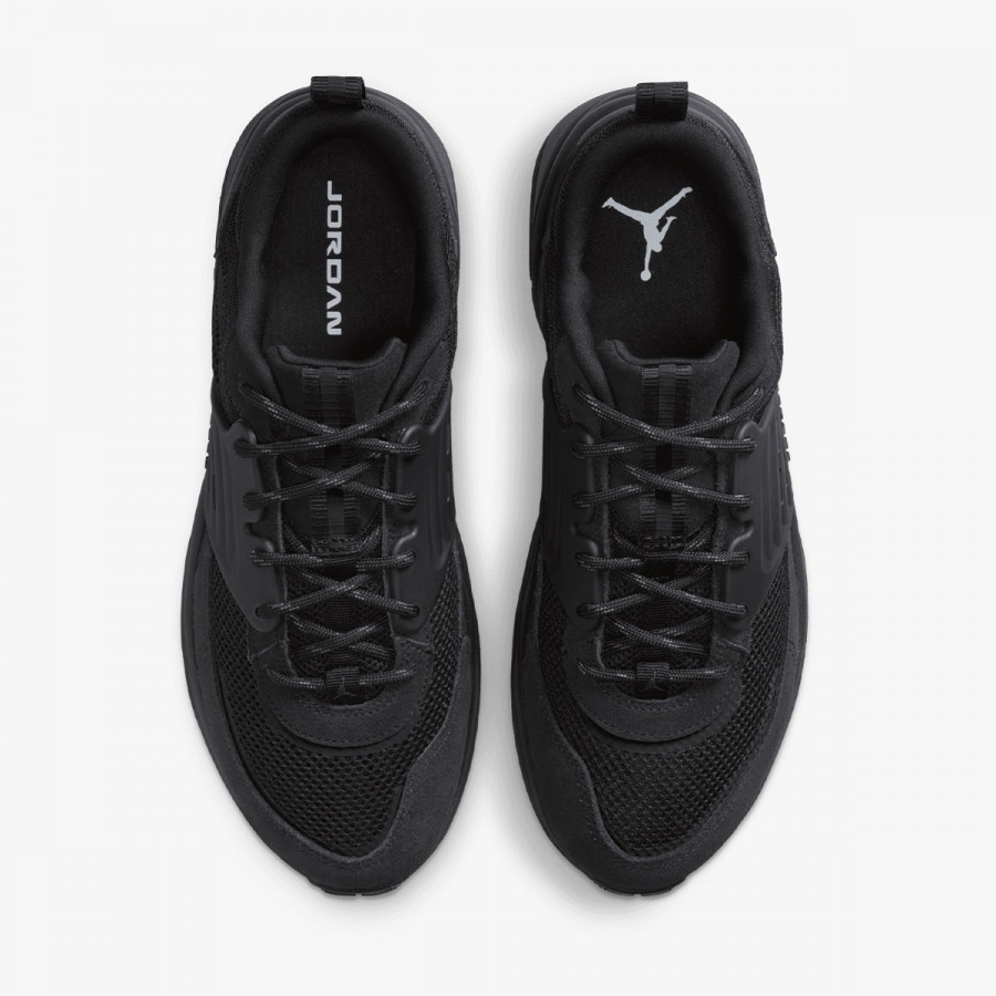 NIKE JORDAN TRUNNER O/S 