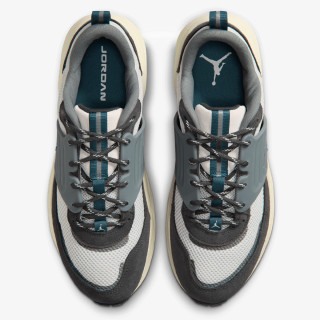 NIKE JORDAN TRUNNER O/S 