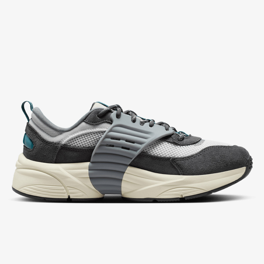 NIKE JORDAN TRUNNER O/S 