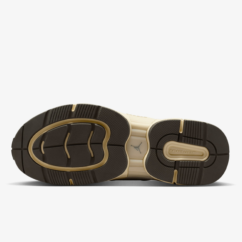 NIKE JORDAN TRUNNER O/S 