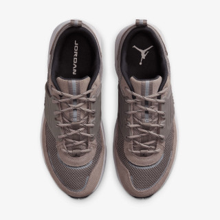 NIKE JORDAN TRUNNER O/S 