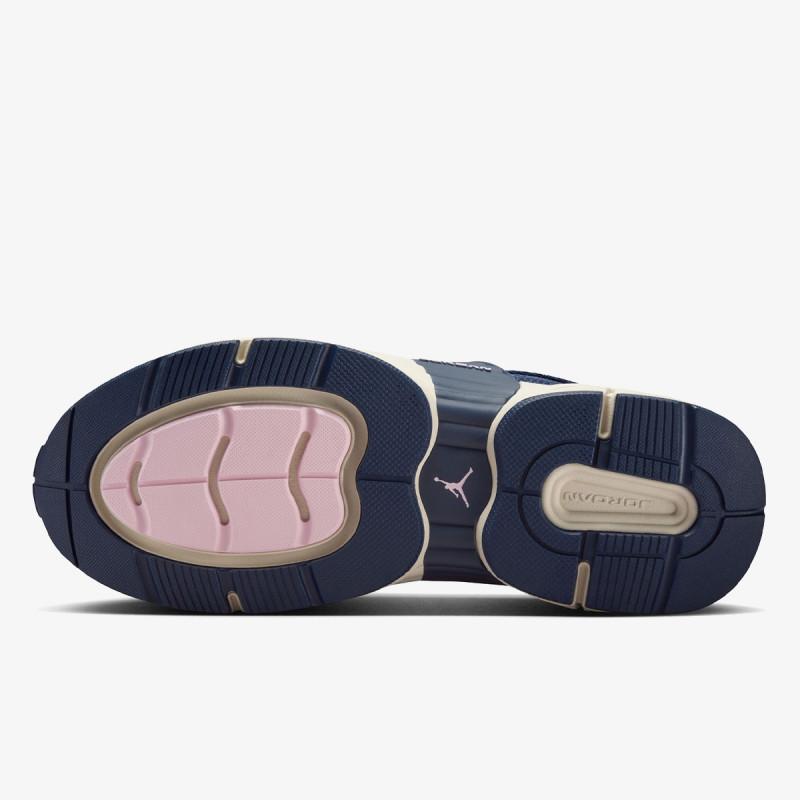 NIKE JORDAN TRUNNER O/S 