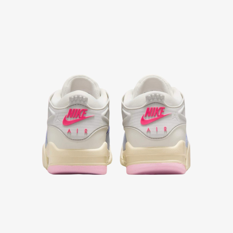 NIKE WMNS AIR JORDAN 4 RM ESTR 