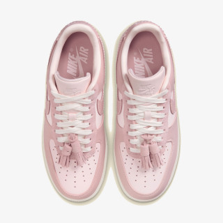 NIKE Air Force 1 ’07 
