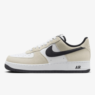 NIKE Air Force 1 ’07 LV8 