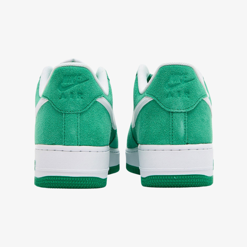 NIKE Air Force 1 ’07 LV8 