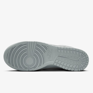 NIKE NIKE DUNK LOW RETRO SE NUBUCK 