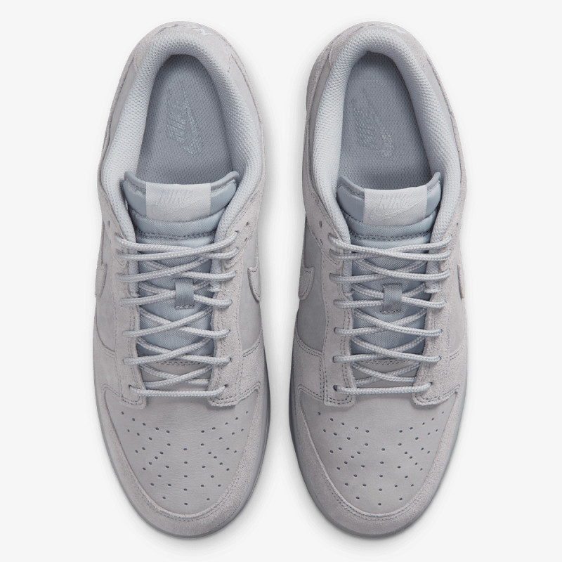 NIKE NIKE DUNK LOW RETRO SE NUBUCK 