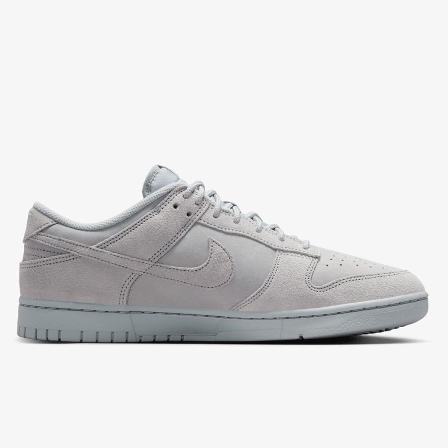 NIKE NIKE DUNK LOW RETRO SE NUBUCK 