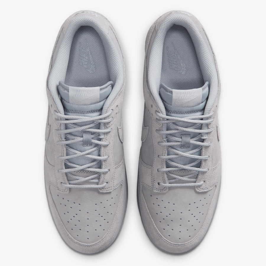 NIKE NIKE DUNK LOW RETRO SE NUBUCK 