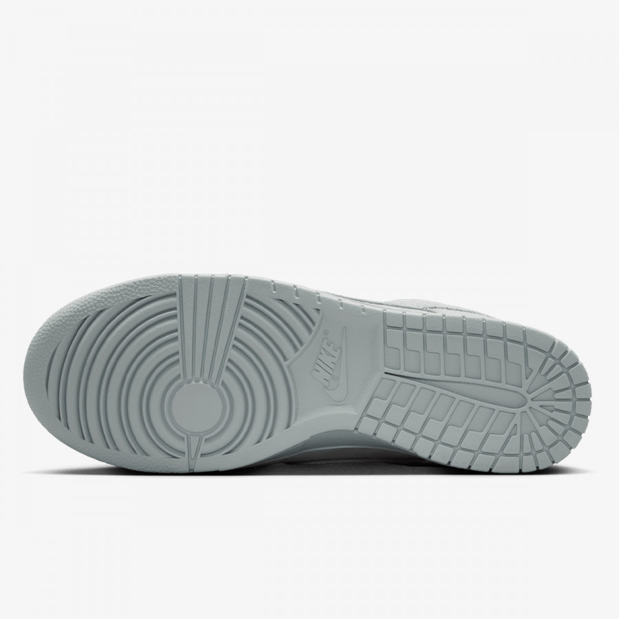 NIKE NIKE DUNK LOW RETRO SE NUBUCK 