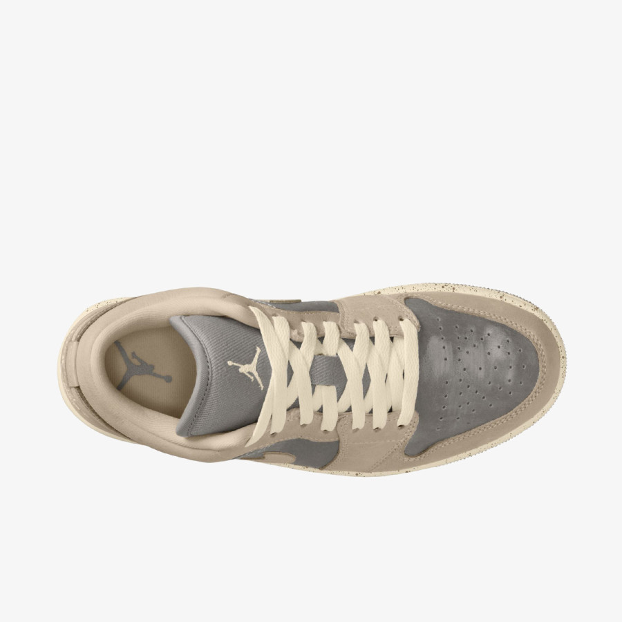 NIKE Air Jordan 1 Low SE 