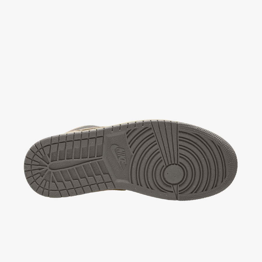 NIKE Air Jordan 1 Low SE 