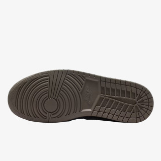 NIKE AIR JORDAN 1 LOW SE 