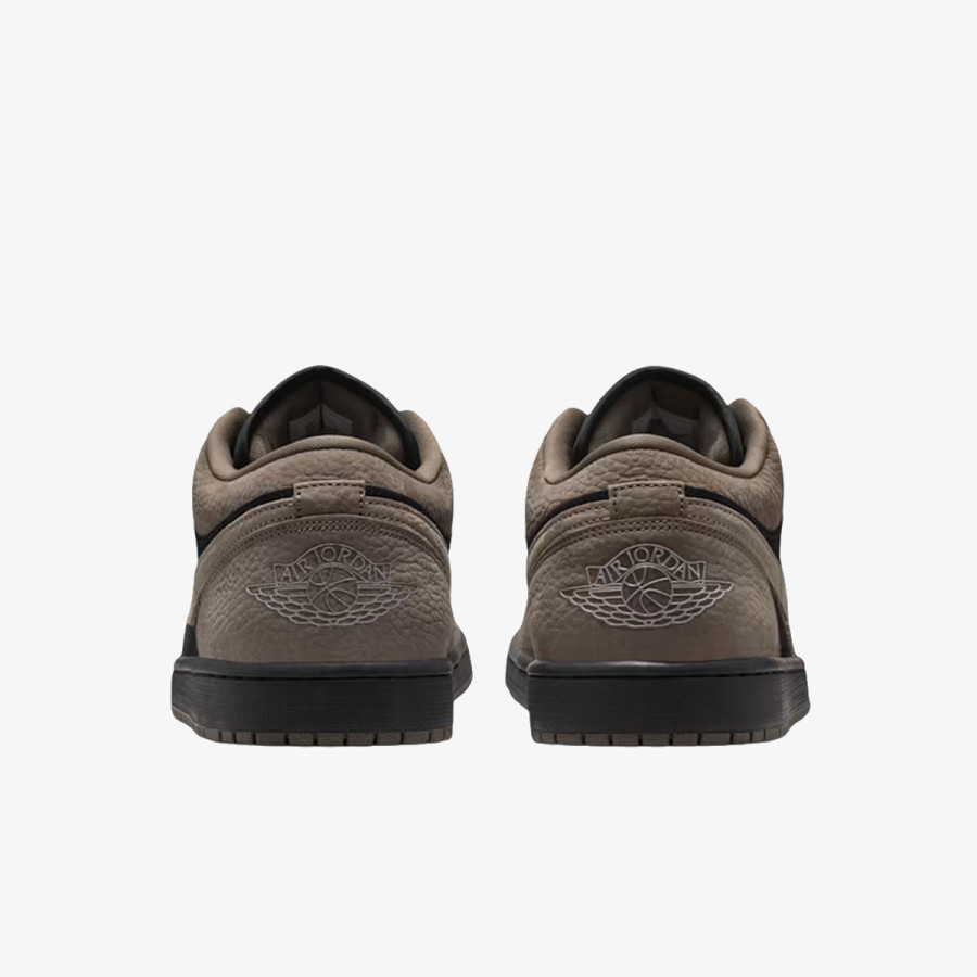 NIKE AIR JORDAN 1 LOW SE 