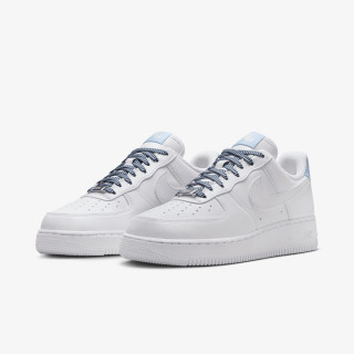 NIKE Air Force 1 ’07 