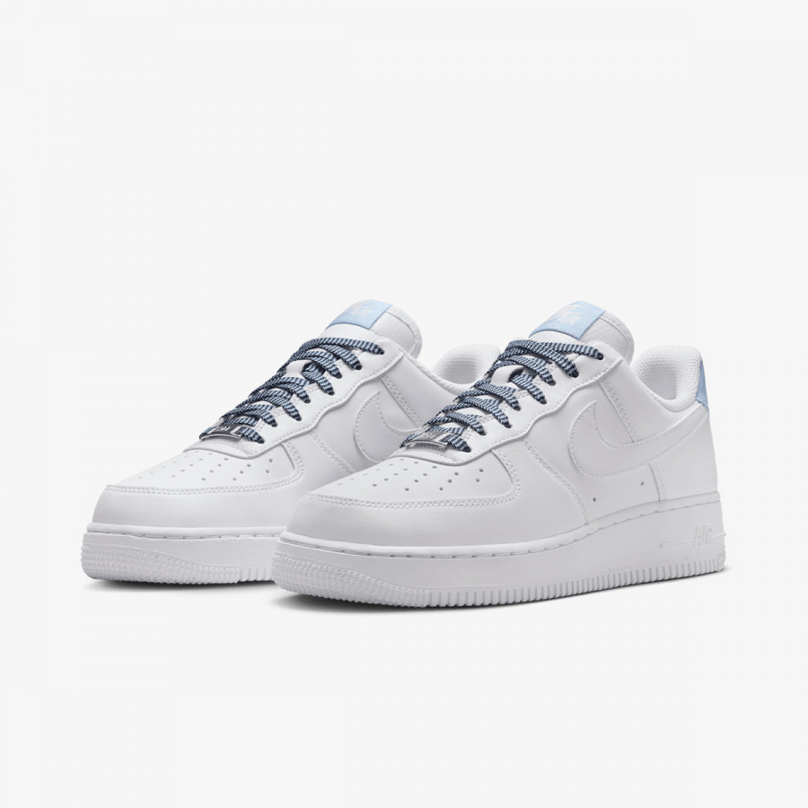 NIKE Air Force 1 ’07 