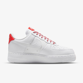 NIKE Air Force 1 ’07 